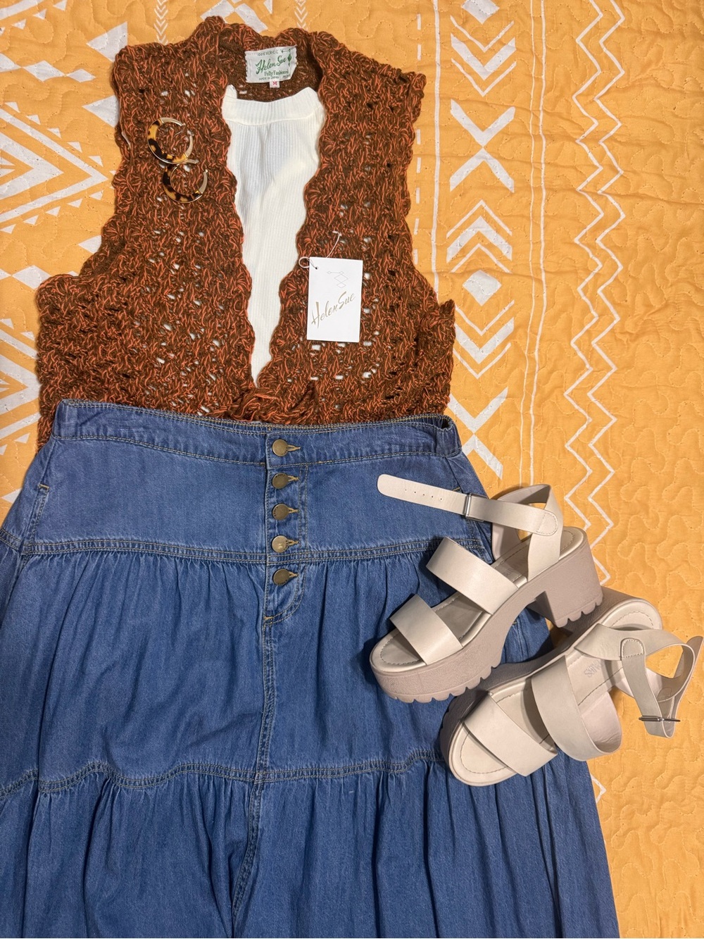Vintage knitted vest